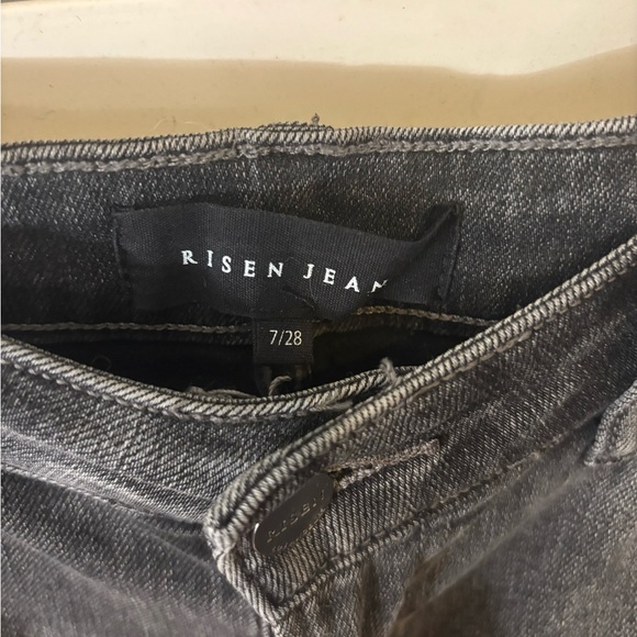 Distressed Black Women's Jeans - Picture 3 of 3